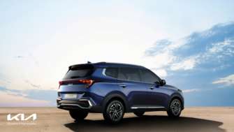 Kia возродила Carens в виде бюджетного семиместного кроссовера/Фото: Kia KIA
