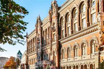 В Україні введуть у обіг нові монети у формі ромба/Фото: Wikimedia НБУ