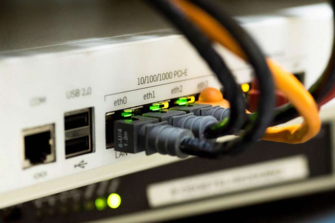 Как оккупант в Украине Интернет "воровал"