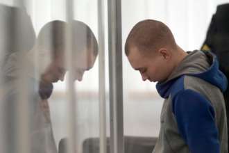 Україна може долучати засуджених російських військових до процесу обміну полоненими/Фото: Christopher Furlong/Getty Images Засуджений російський військовий Вадим Шишімарін