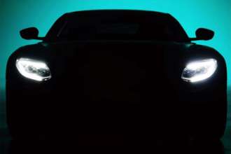 Фото: Aston Martin Шедеври автомобільного мистецтва: 10 найочікуваніших люксових автівок, які з’являться у 2023 році