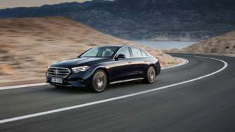 Фото: Mercedes Mercedes нарешті представила новий розкішний E-Class. Фото