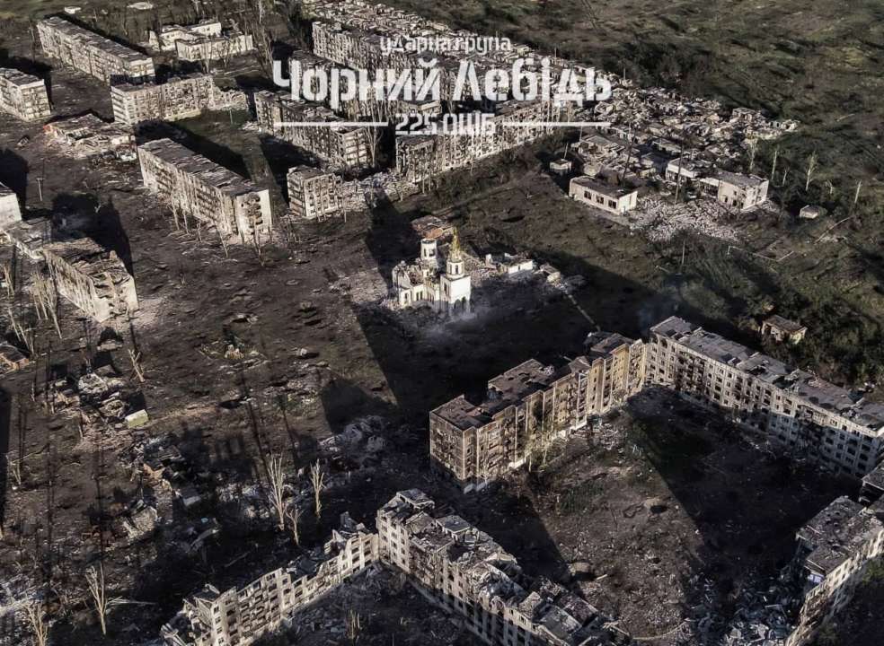 російські окупанти намагаються вибити українських захисників із міста Часів Яр Україна закликає не дати армії рф стерти з лиця землі Часів Яр – посольство в США