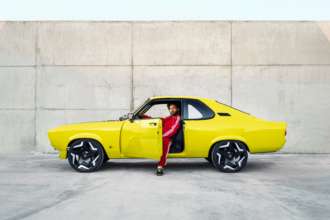 Фото: Opel Automobile GmbH Opel представила электрический спорткар в классическом стиле