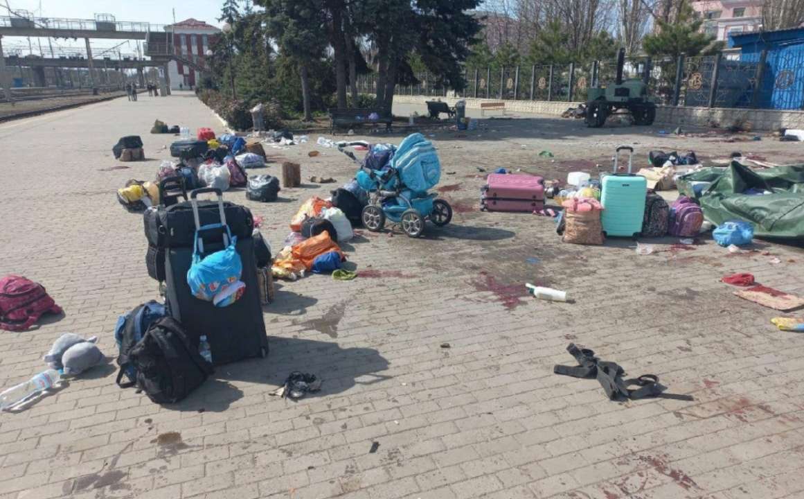 Вокзалы ограничат поток пассажиров/Фото: Владимир Зеленский Вокзалы ограничат поток пассажиров