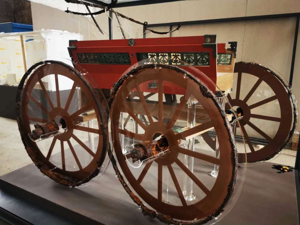 Археологи восстановили двухтысячелетнюю колесницу из Помпеев/Фото: The History Blog Уникальная реконструированная колесница из Помпеев