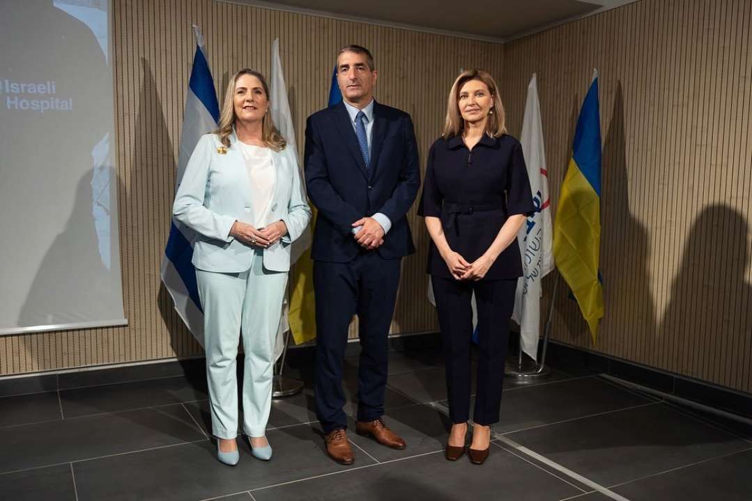 Елена Зеленская посетила госпиталь в Израиле в спортивном образе