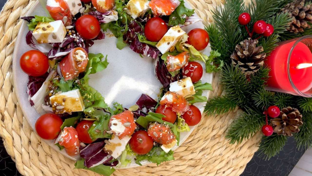 Как приготовить удивительный праздничный салат / Фото: instagram.com/vistovska_cooking