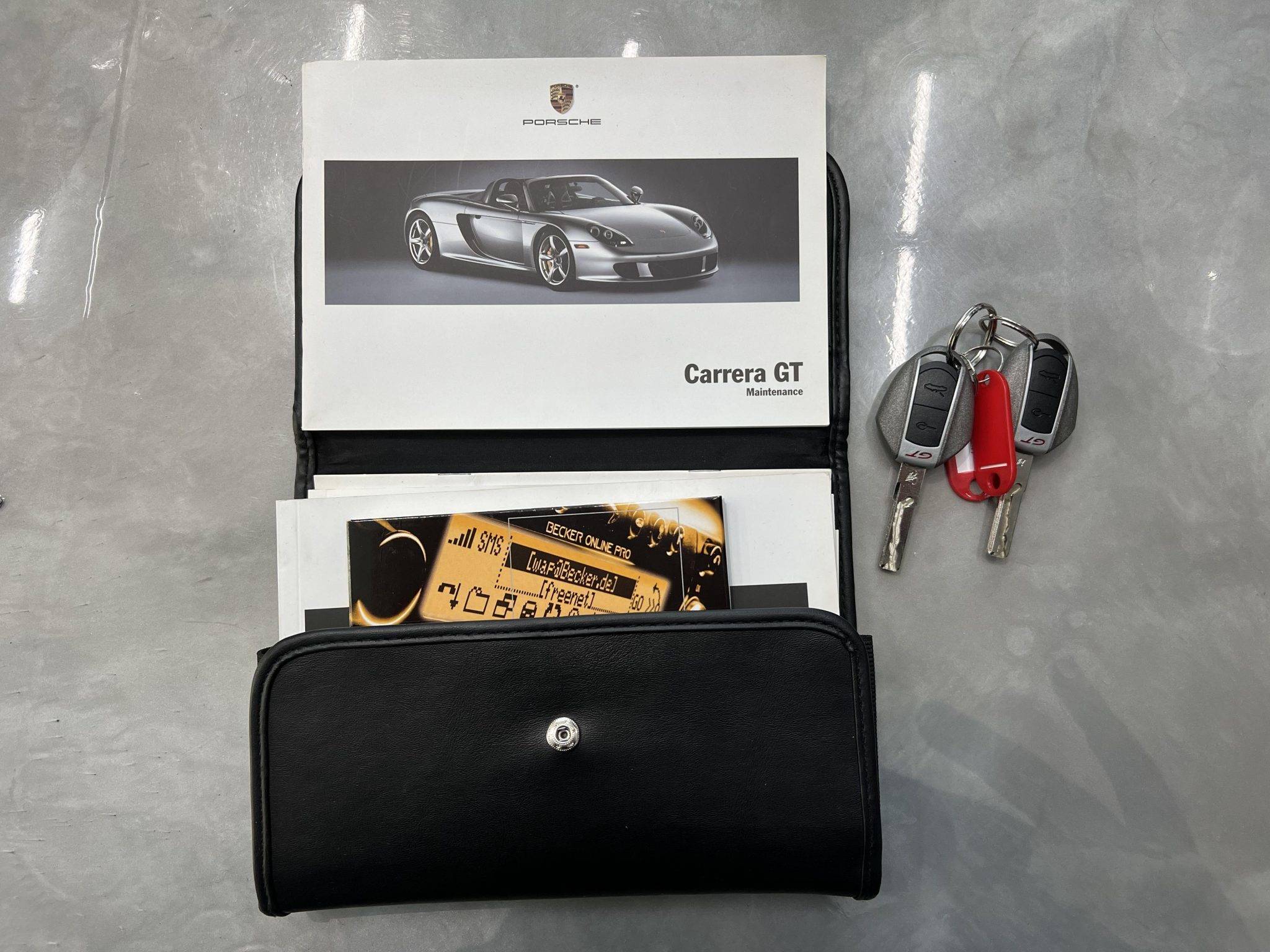 Самый экстремальных дорожный Porsche продали на аукционе за рекордные $2 млн/Фото: Bring a Trailer Porsche