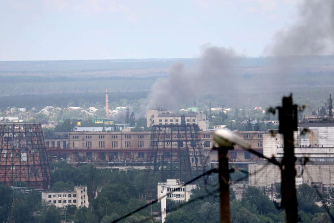 Без отопления, окон и крыш: в Луганской области жители замерзают в собственных домах