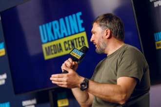 Украина с избытком сможет компенсировать возможные потери от перекрытия поставок дизтоплива из Венгрии и Словакии/Фото: Media Center Ukraine Как должен работать механизм предоставления льгот на топливо для аграриев – эксперт Куюн