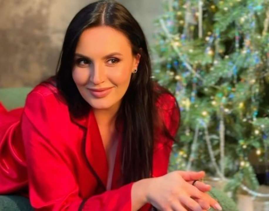 Міла Нітіч повідомила про розрив з нареченим / Фото: Instagram співачки Міла Нітіч повідомила про розрив з нареченим