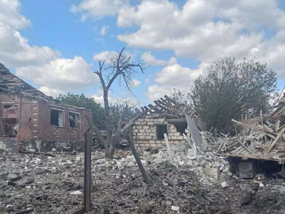 Наслідки російських обстрілів за минулу добу/Фото: Слов'янська міська ВА Наслідки російських обстрілів за минулу добу/Фото: Слов'янська міська ВА
