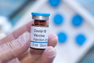 ВР рассмотрела закон о ввозе вакцины против COVID-19 ВР рассмотрела закон о ввозе вакцины против COVID-19