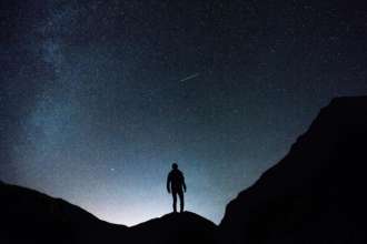 Фото: Unsplash/Автор - Joshua Earle Гороскоп на 13 октября: на Тельцов ждет приятный сюрприз, а на Дев - тяжелый день