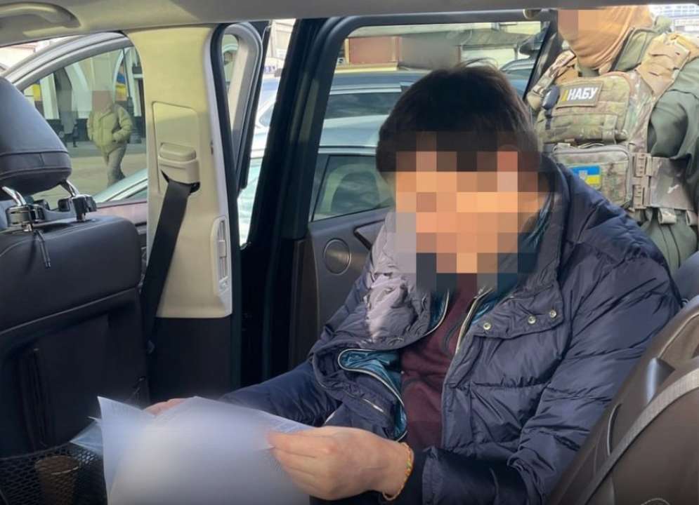 Члена комітету з питань антикорупційної політики піймали на спробі дати хабаря/Фото:  САП