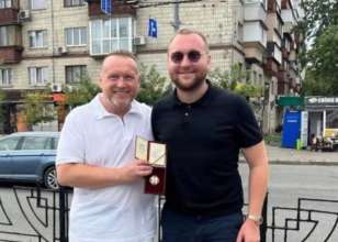 Передано до суду справу львівського бізнесмена Гринкевича щодо постачання неякісного одягу для ЗСУ/Фото: Соцмережі Передано до суду справу львівського бізнесмена Гринкевича щодо постачання неякісного одягу для ЗСУ
