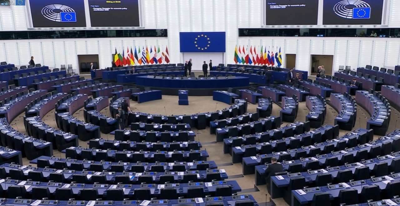 Европарламент снова призывает конфисковать росактивы и усилить санкции