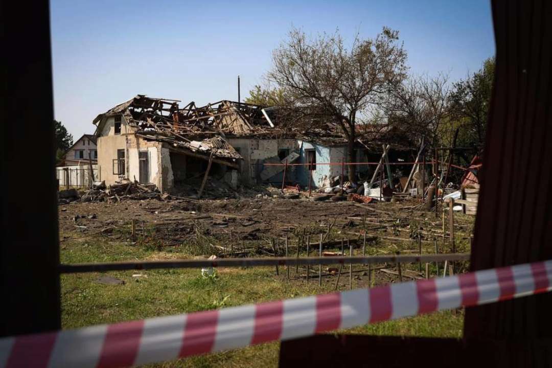 Движение транспорта по дамбе Киевской ГЭС пообещали восстановить до 17:00 Движение транспорта по дамбе Киевской ГЭС пообещали восстановить до 17:00