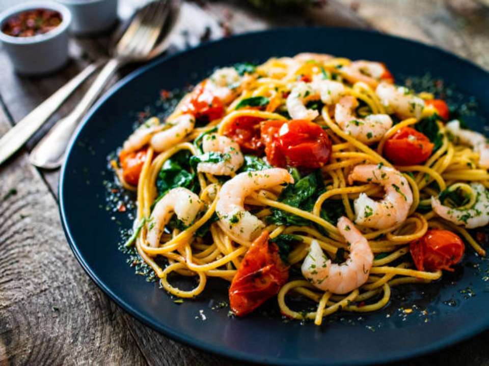 Вкуснейшая паста с креветками. Видеорецепт
