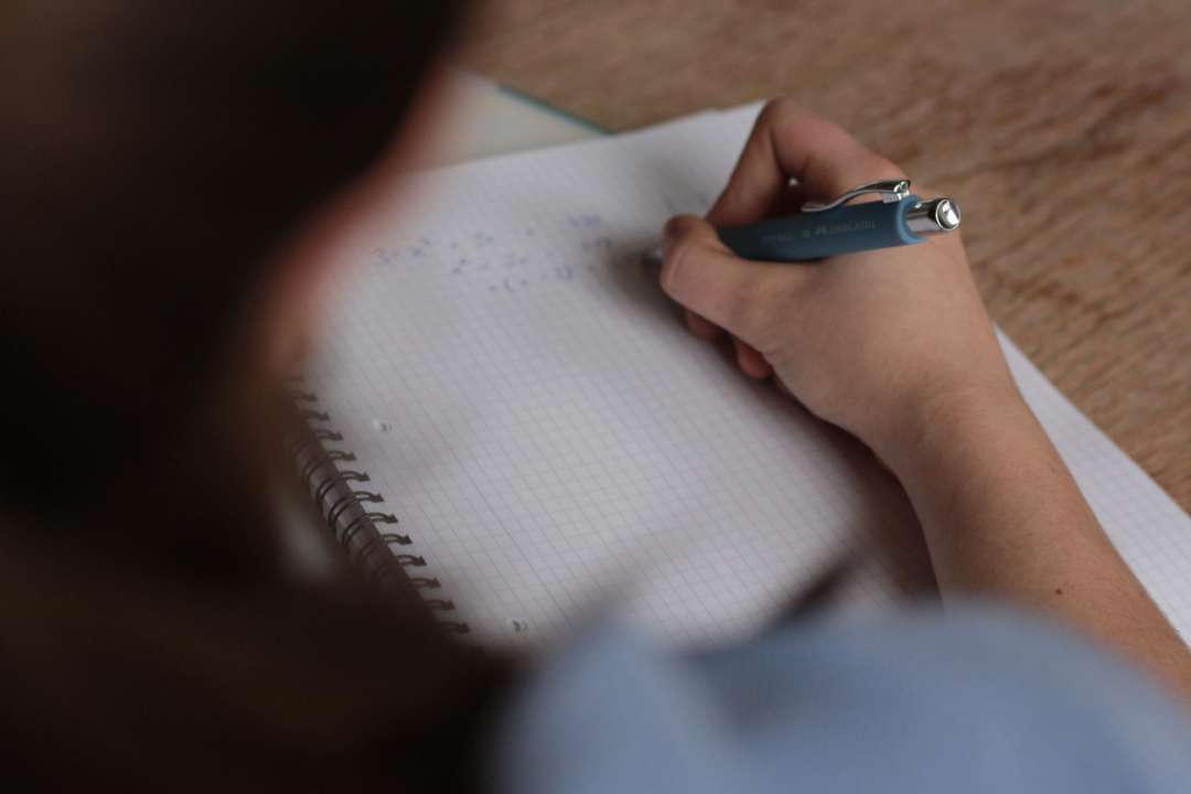 Українські школярі можуть знову складати ДПА з 4-х предметів