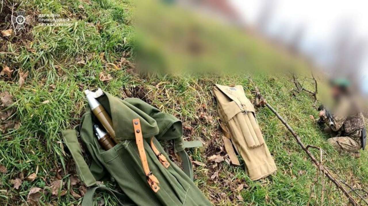 Бойцы "Стального кордона" взяли в плен российского разведчика на Сватовском направлении Бойцы "Стального кордона" взяли в плен российского разведчика на Сватовском направлении. Видео