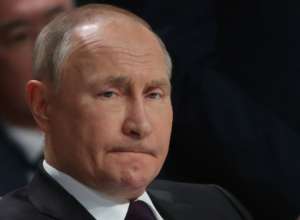 Узбекистан последовал примеру Казахстана и отказался от "газового союза" с рф/Фото: Getty Images российский диктатор владимир путин