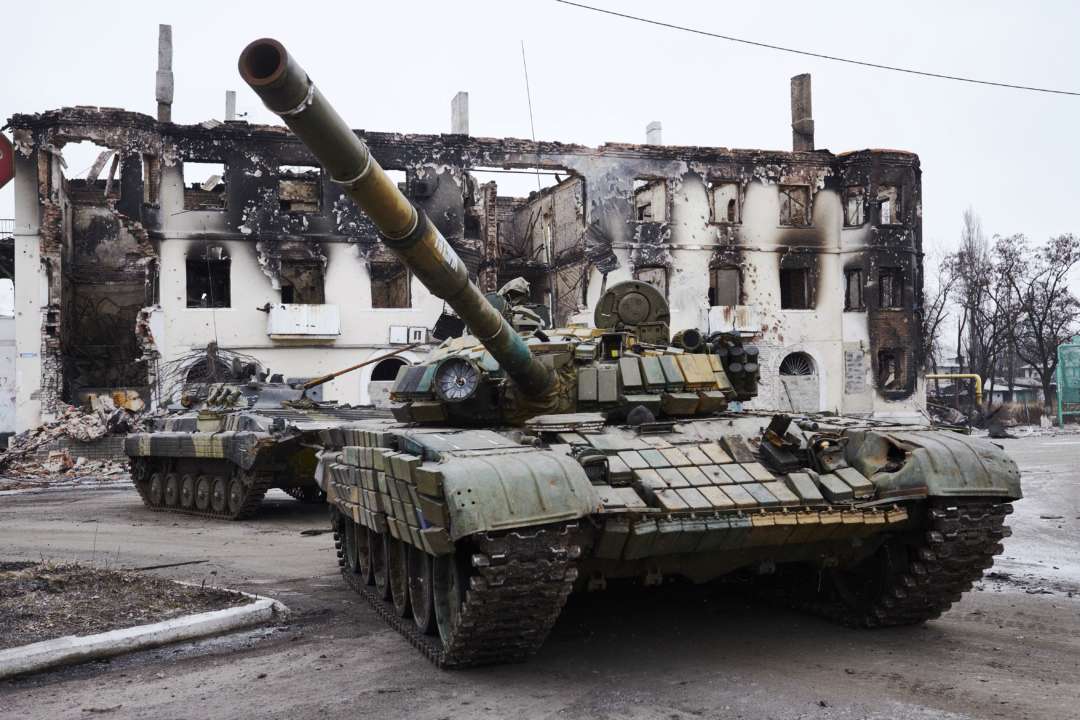на Донбассе обстреляли жилой дом