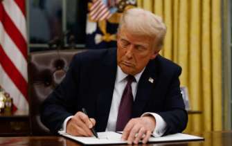 Трамп планує завершити російсько-українську війну до 20 квітня. Фото: GettyImages/Автор- Anna Moneymaker дональд трамп кінець війни