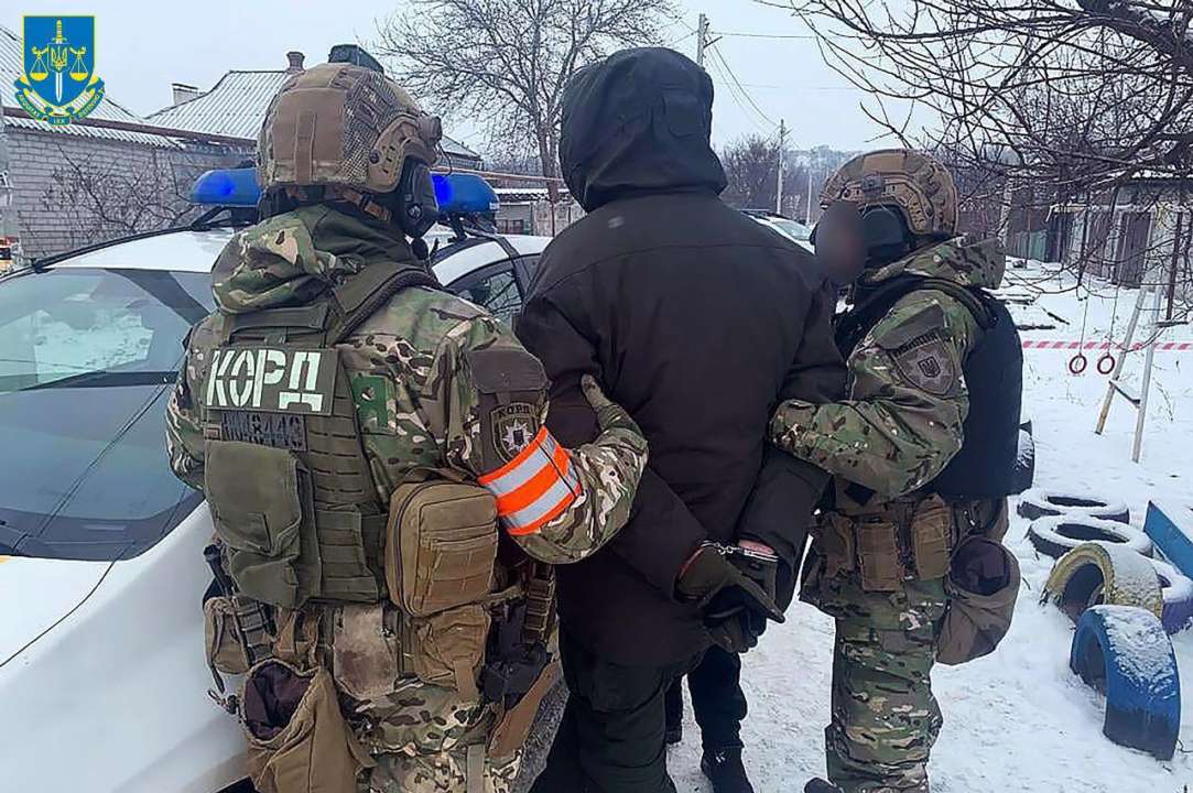 Нацгвардеец, расстрелявший сослуживцев на заводе "Южмаш", получил пожизненное заключение