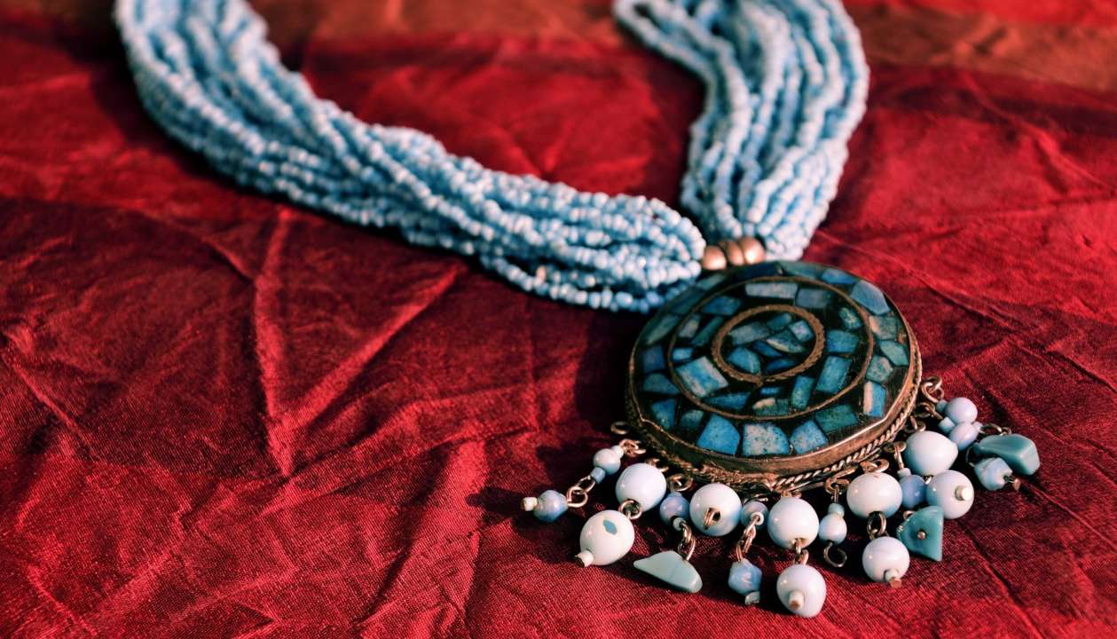 Обереги від заздрісників та лихого ока: як зберегти свою життєву енергію