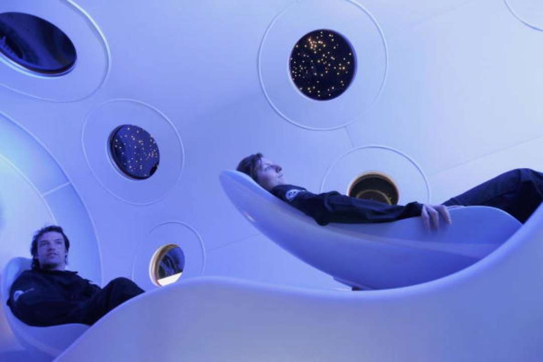 Космічна лотерея: компанія Virgin Galactic розіграла два квитки на суборбітальний політ