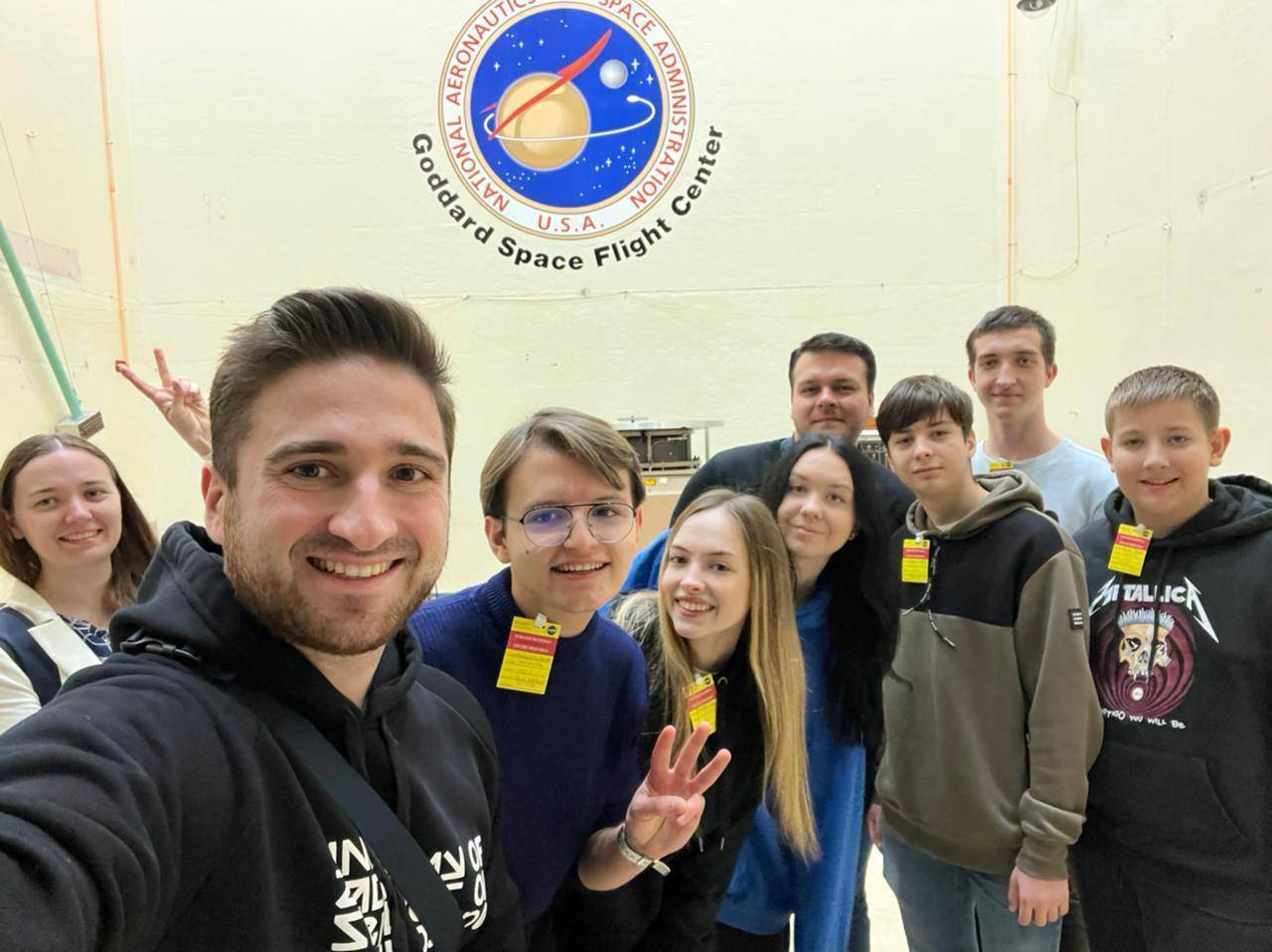 Фото: Олена Зеленська в Telegram На Міжнародну космічну станцію відправили мінілабораторії, які створили українські школярі