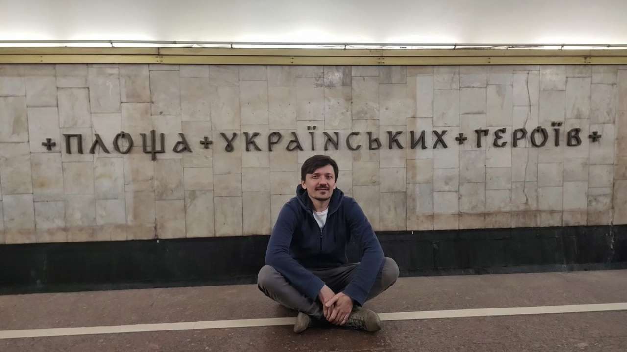 На станции метро "Площадь Украинских Героев" установили новые буквы/Фото: viterzbayraku/twitter На станции киевского метро "Площадь Украинских Героев" установили новые буквы. Фото