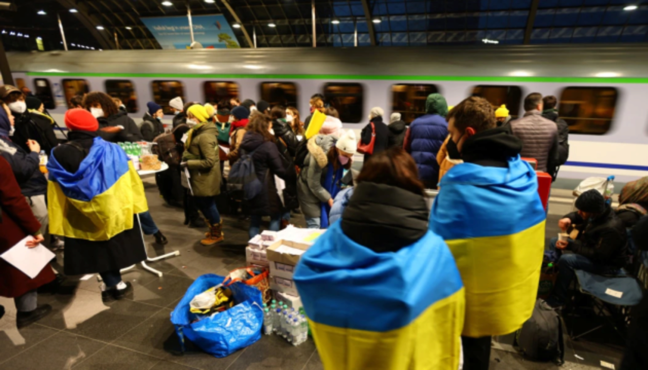 ЕК предлагает Евросовету продлить еще на год временную защиту для украинцев/Фото: ukrinform ЕК предлагает Евросовету продлить еще на год временную защиту для украинцев — до марта 2026 г.