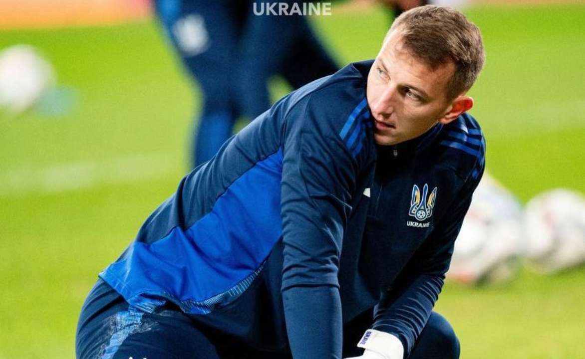 Фото: УАФ Ще одна травма. Голкіпер збірної України покинув розташування команди