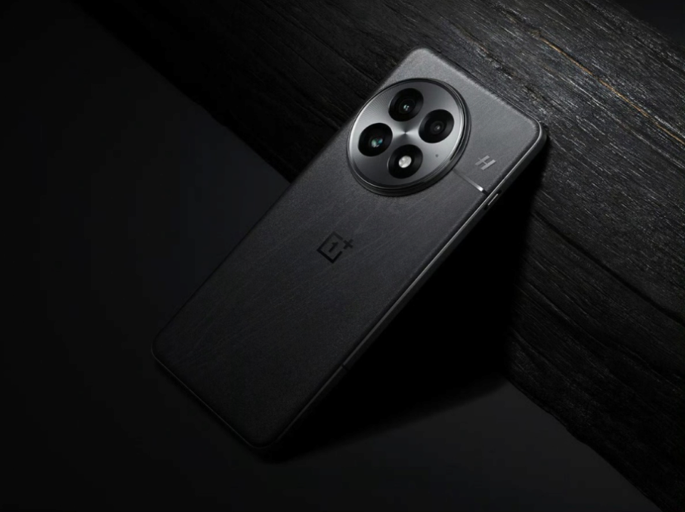 OnePlus показала свой новый флагманский смартфон/Фото: OnePlus OnePlus показала свой новый флагман до официальной презентации