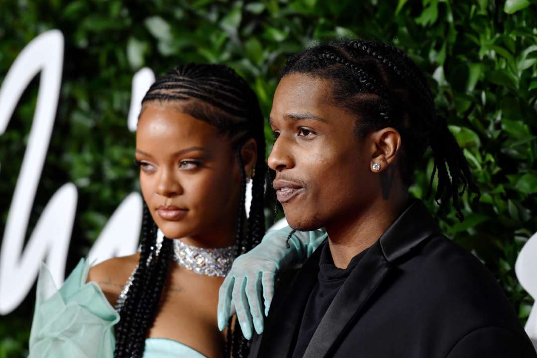 Репер A$AP Rocky та співачка Ріанна чекають на народження дитини/Фото: Gareth Cattermole/BFC/Getty Images Зіркова пара Ріанна та A$AP Rocky чекають на народження первістка