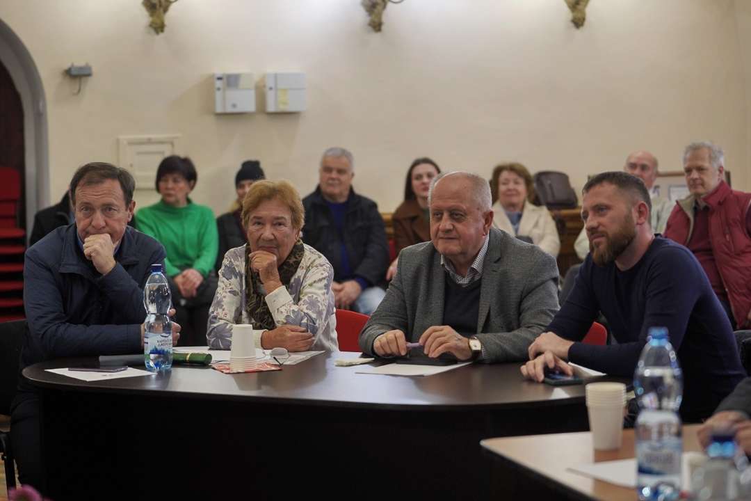 В Национальном заповеднике "Киево-Печерская лавра" прошел круглый стол по вопросам реставрации. Фото: МКИП Реставрация в Украине Ростислав Карандеев