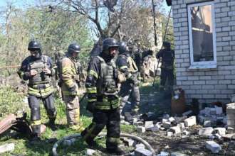 Холодногорский район Харькова под вражеским обстрелом УМПБ Д-30/Фото: Олег Синегубов Холодногорский район Харькова под вражеским обстрелом УМПБ Д-30/Фото: Олег Синегубов