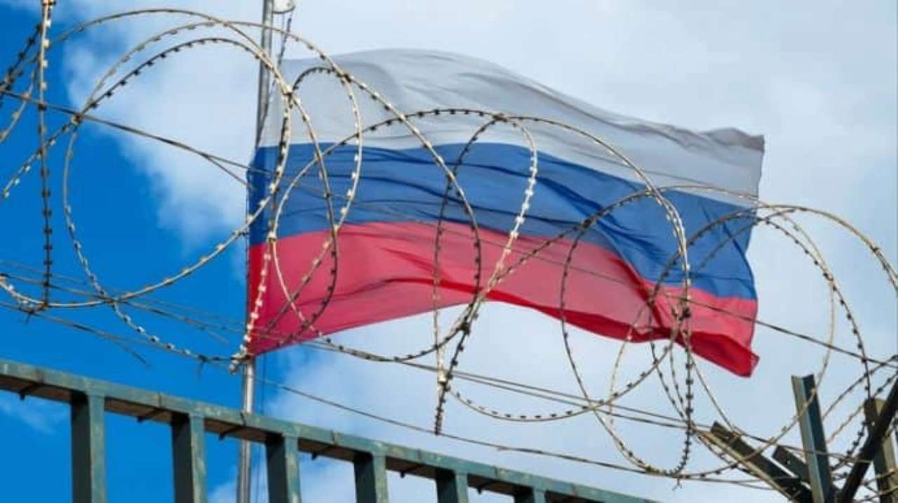 ЄС запровадили 14-тий пакету санкцій проти росії