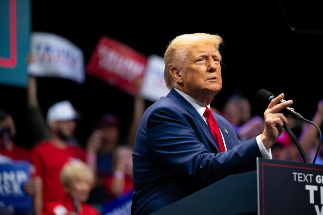Трамп заявив, що після перемоги на виборах планує вивести США з війни в Україні/Фото: Getty Images Трамп заявив, що після перемоги на виборах планує вивести США з війни в Україні/Фото: Getty Images