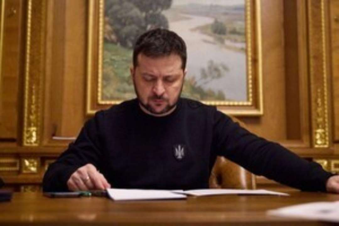 Зеленский уволил Сергея Кислицу и ряд других послов