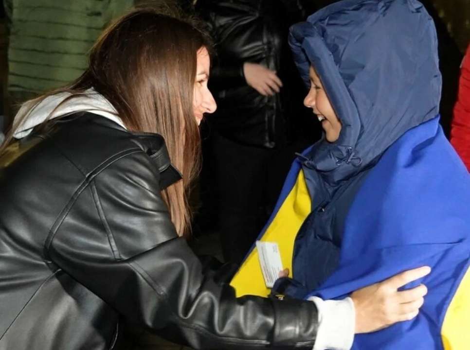 малолітніх дітей повернули з окупованої території