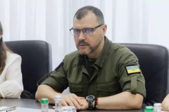 МВС: Ворог входить у довіру до дітей і просить підпалювати військові авто або передавати інформацію/Фото: mvs_ukraine МВС: Ворог входить у довіру до дітей і просить підпалювати військові авто або передавати інформацію