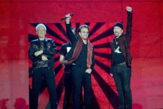 U2 встановили новий рекорд у чарті Billboard/Фото: Dave J Hogan/Getty Images Учасники гурту U2