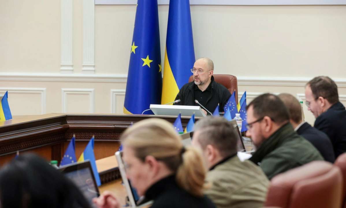 Результати засідання Уряду 28 листопада/Фото: Денис Шмигаль Виплати за пошкоджене майно, саміт "Grain from Ukraine" та інші важливі рішення на засіданні Кабміну