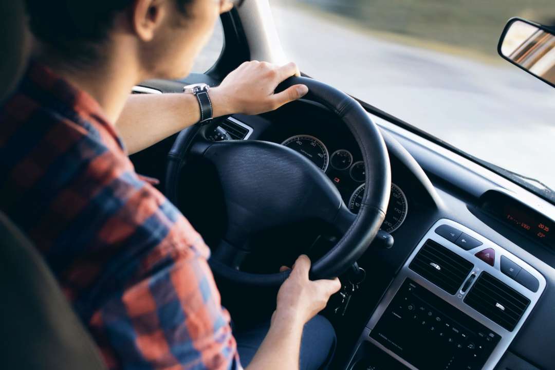 Под Киевом открыли автошколу для людей с инвалидностью/Фото: pexels Под Киевом заработала автошкола для людей с инвалидностью