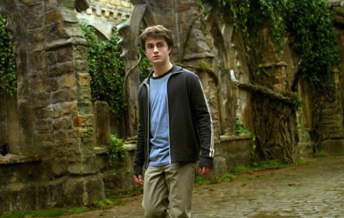 Гаррі Поттера можуть перезапустити у вигляді серіалу/Кадр з фільму "Harry Potter and the Prisoner of Azkaban"/Warner Bros. Деніел Редкліфф у ролі Гаррі Поттера