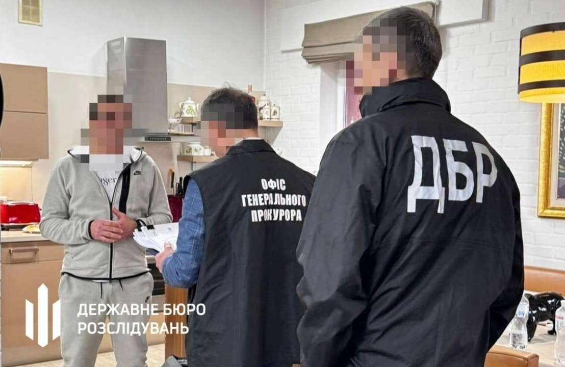 Депутат незаконно переправлял мужчин за границу. Фото: Офис Генрокурора нардеп водители подозрение